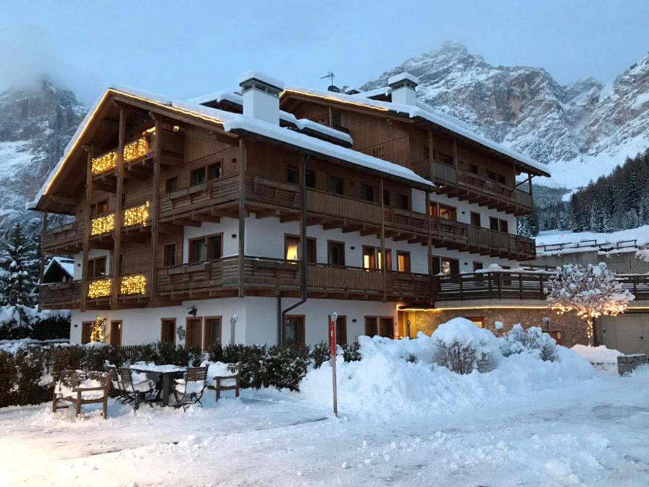 圣维托-迪卡多雷Ca' Del Sole公寓式酒店 外观 照片